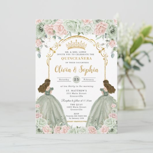 Sage Green Blush Roze Bloemen Tweeling Quinceañera Kaart (Staand voorkant)