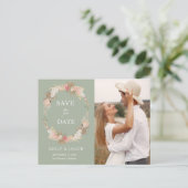 Sage Green Boho bloemenkrans Save the date Briefkaart (Staand voorkant)