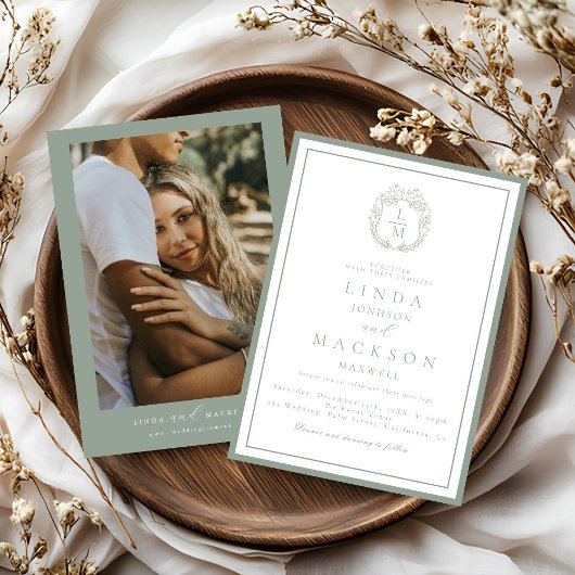 Sage Green botanical crest monogram wedding Kaart