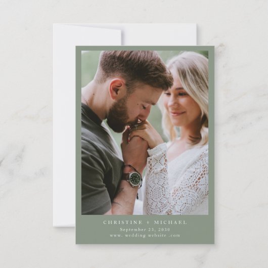 Sage Green botanical crest monogram wedding Save The Date (Achterkant)