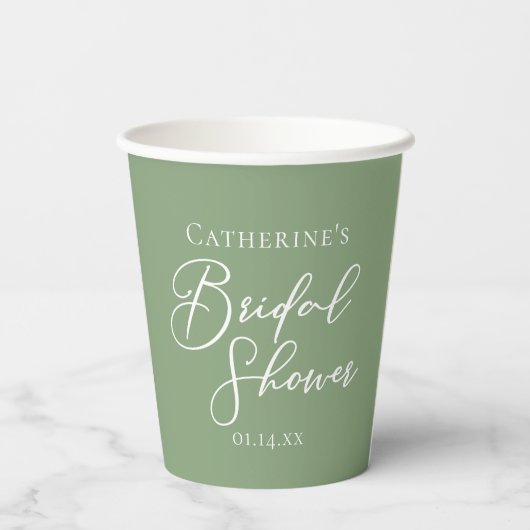 Sage Green Bridal Shower Personalized White Script Papieren Bekers (Achterkant)