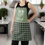 Sage Green Buffalo Plaid Keukennaam Schort<br><div class="desc">Introductie van ons stijlvolle Buffalo Plaid Kitchen Name Schort, een must-have accessoire voor de moderne chef-kok. Dit schort is gemaakt van hoogwaardige materialen en combineert klassiek buffelplaid design met een gepersonaliseerde touch. Het schort is gemaakt voor zowel stijl als functionaliteit en heeft een tijdloos buffelplaid-patroon dat een vleugje rustieke charme...</div>