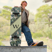 Sage Green Chinoiserie Floral White Initial Persoonlijk Skateboard