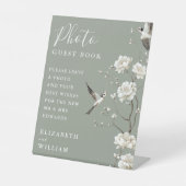Sage Green Chinoiserie Foto Gastboek Trouwen Reclamebord Met Voetstuk (Voorkant)