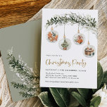Sage Green Christmas Ornament Winter Holiday Party Kaart<br><div class="desc">Nodig vrienden en familie uit om het seizoen te vieren met deze moderne kerstfeestuitnodiging, met een stijlvol ornamenten ontwerp in zacht salie groen en wit. De minimalistische maar feestelijke esthetiek combineert elegante typografie en delicate vakantieaccenten, waardoor een verfijnde look ontstaat die perfect is voor elke vakantiebijeenkomst. Ideaal voor degenen die...</div>
