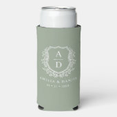 Sage Green Crest Modern Monogram Huwelijk Seltzer Blikjeskoeler (Seltzer Voorkant)