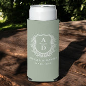 Sage Green Crest Modern Monogram Huwelijk Seltzer Blikjeskoeler
