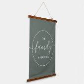 Sage Green Custom Family Monogram Farmhouse Wall Hangend Wandkleed (Gebogen)