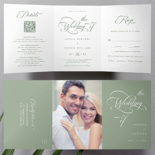 Sage Green Elegant Charm Script Wedding Drieluik Uitnodiging