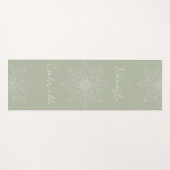 Sage Green Elegant Mandala Namaste Persoonlijk Yogamat (Voorkant (horizontaal))