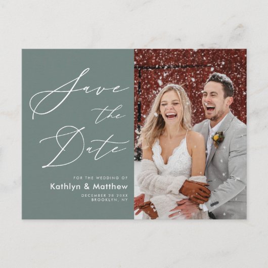 Sage Green Elegant Script Wedding Save the Date Aankondigingskaart (Voorkant)
