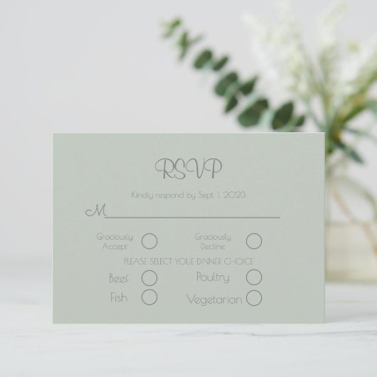Sage Green Elegant Wedding RSVP Card (Staand voorkant)