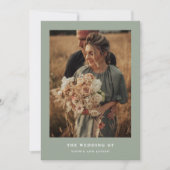 Sage Green Elegante Tekst en Foto QR Code Trouwen Kaart (Voorkant)