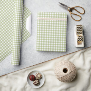 Sage Green en White Gingham Cadeaupapier
