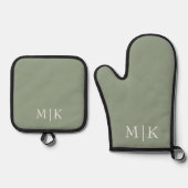 Sage Green en White | Modern monogram Ovenwant & Pannenlap Set (Voorkant)