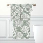 Sage Green en White Seashell Coastal Bad Handdoek