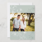 Sage Green Floral Foto Wedding Kaart (Achterkant)