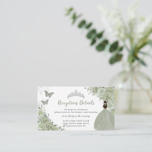 Sage Green Floral Silver Quinceañera Reception Informatiekaartje (Staand voorkant)