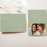 Sage Green | Foto gemaakt door de Kaart van het Ho<br><div class="desc">Maak kennis met onze verbluffende sage groen | Fotomeisje met een eervoorstel-kaart perfect voor je eenvoudige moderne boho spring viering. Ons elegante ontwerp omvat een levendig helder, pastelkleurpalet met een chic calligraphy script. Of u nu de voorkeur geeft aan een minimalistische of klassieke stijl, ons unieke bewerkbare product biedt luxe...</div>