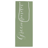 Sage Green gestileerde script bruiloft Groomsman Wijn Cadeautas (Voorkant)