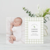 Sage Green Gingham Genderneutraal 2 Foto Geboorte Aankondiging (Staand voorkant)