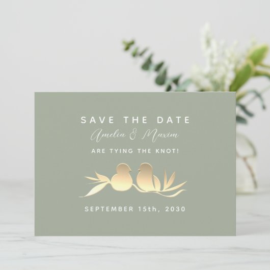 Sage Green Gold Lovebirds Save The Date (Staand voorkant)