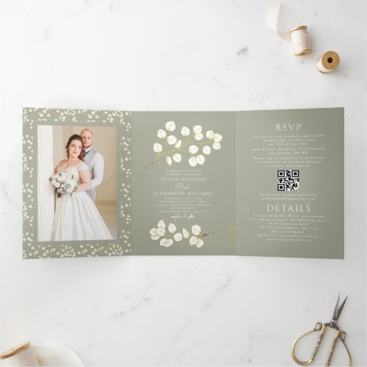 Sage Green Gold Trifold Letter Fold Uitnodiging (Binnen)