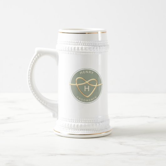 Sage Green Groomsmen Beer Stein met Gouden Hart Bierpul (Links)