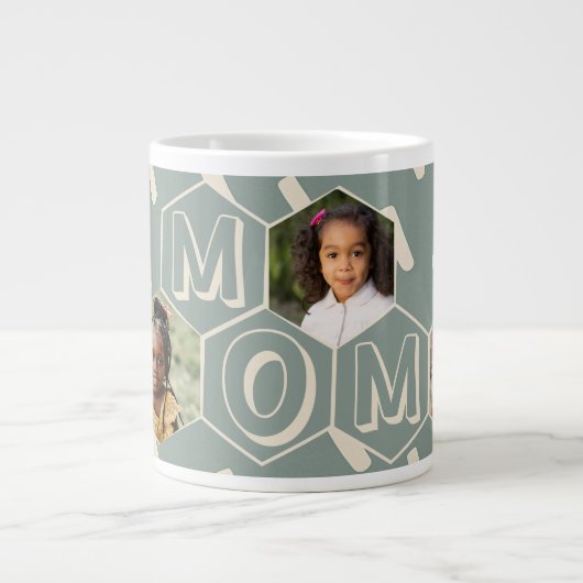 Sage Green Hexagon Modern MOM Gift Grote Koffiekop (Voorkant)