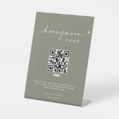 Sage Green Honeymoon Fund Cash QR Code Wedding Reclamebord Met Voetstuk (Voorkant)
