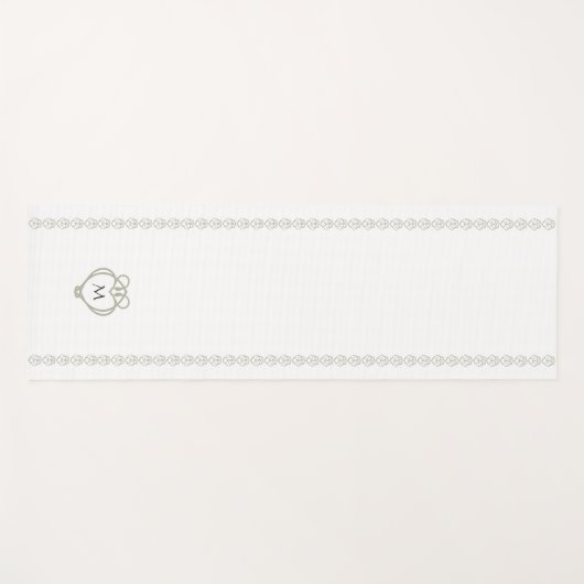 Sage Green Irish Celtic Swan Love Knot Monogram Yogamat (Voorkant (horizontaal))