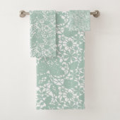 Sage Green Lace Design BATHROOM TOWEL SET Bad Handdoek (Insitu)