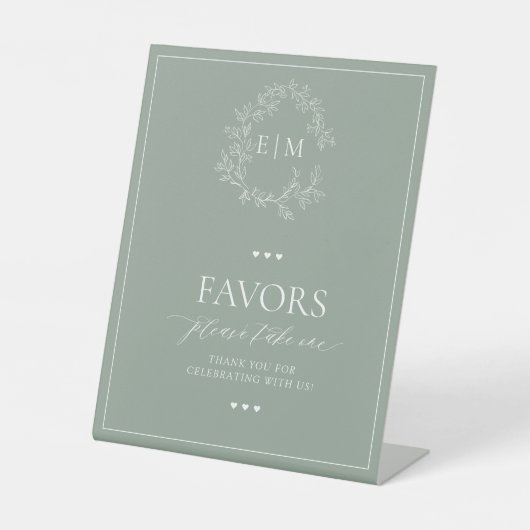 Sage Green Leafy Crest Monogram Favors Reclamebord Met Voetstuk (Voorkant)