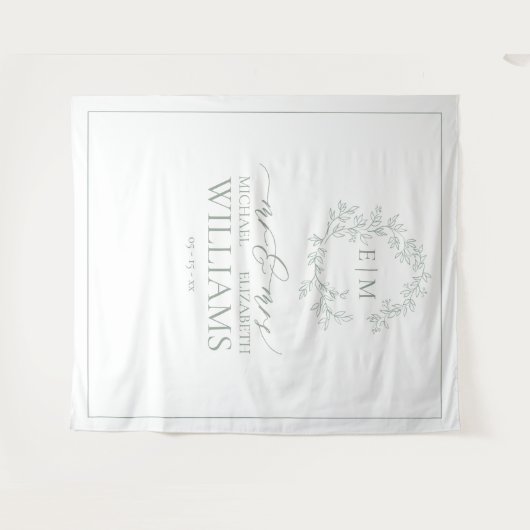 Sage Green Leafy Crest Monogram Weddenschap Foto Wandkleed (Voorkant (horizontaal))