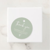 Sage Green Minimalist Modern Boho Baby shower Bedankjes Labels (In situ)