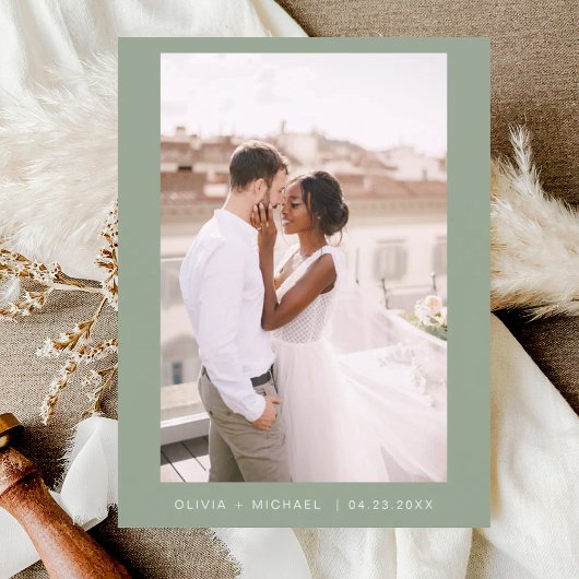 Sage Green Minimalist Sla de datumscriptfoto op Briefkaart