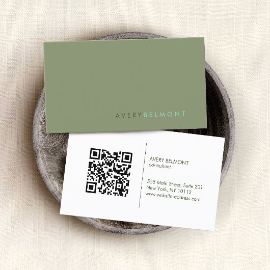 Sage Green Minimalistische Professionele QR-code Visitekaartje