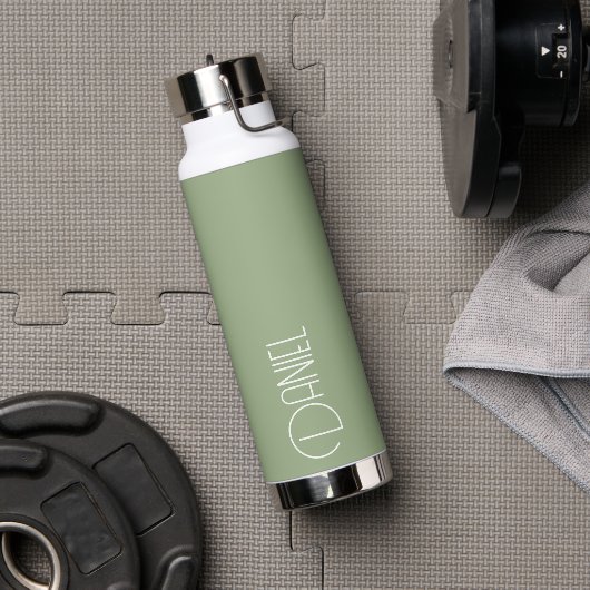 Sage Green Moderne Typografie Gepersonaliseerd Waterfles (Gym)
