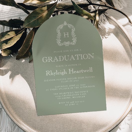 Sage Green Monogram Crest Arch Graduation Party Kaart