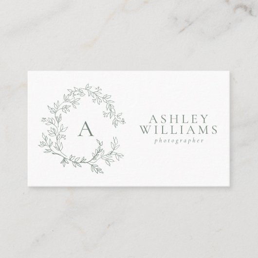 Sage Green Monogram Floral Crest QR-code Visitekaartje (Voorkant)