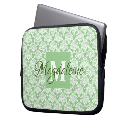 Sage Green Monogram & Name Damask Pattern Laptop Sleeve (Voorkant Links)