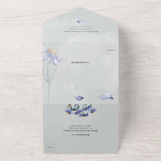 Sage Green Paarse Waterverf Daisy Modern Wedding All In One Uitnodiging (Buitenkant)