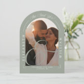 Sage Green Photo Arch Calligraphy Engagement Party Kaart (Staand voorkant)