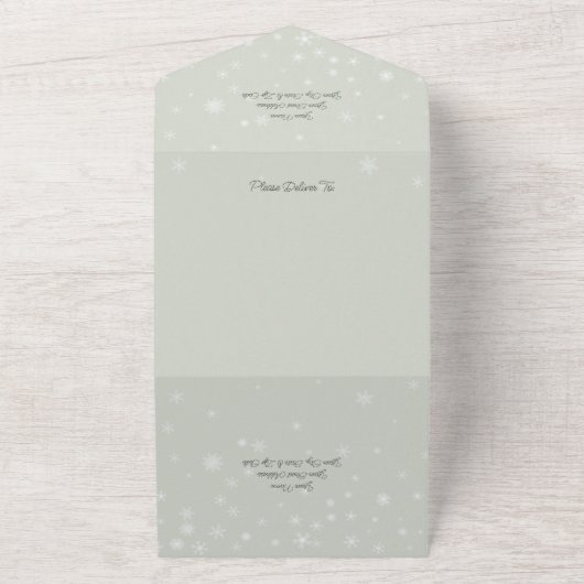 Sage Green Pine & Holly in Sneeuw QR Code All In One Uitnodiging (Buitenkant)