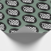 Sage Green Repating Logo Achtergrond Cadeaupapier (Hoek)