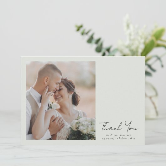 Sage Green Script Fotobruiloft Bedankkaart (Staand voorkant)