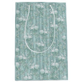 Sage Green Silk Drapes en Flamingos Flowers Medium Cadeauzakje (Voorkant)