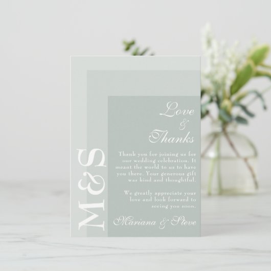 Sage Green Simple Modern Chic Script Wedding Bedankkaart (Staand voorkant)