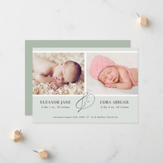 Sage Green Simple Twins Photo Birth Aankondiging (Voorkant / Achterkant in situ)