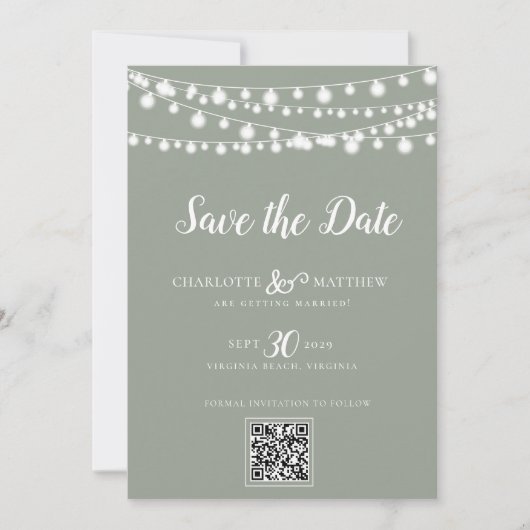Sage Green String Lights Modern Script Bewaar de Save The Date (Voorkant)